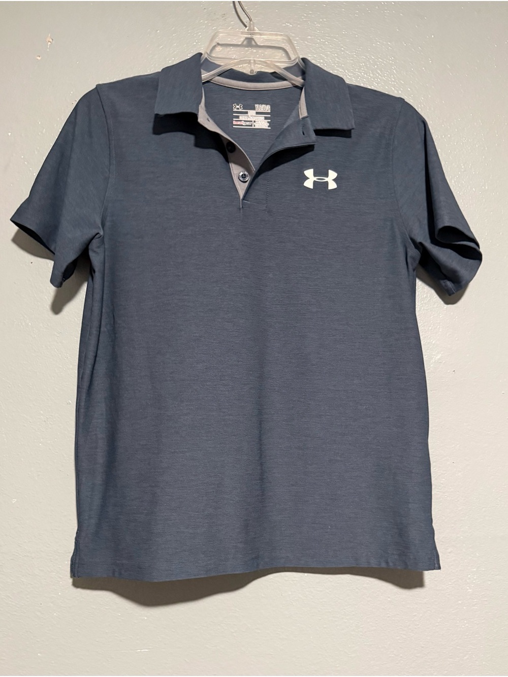 Under Armour boys short  Sleeve Polo Shirt -color gray/dust blue ish Size: YLG